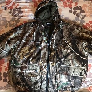RealTree Men’s Camo Coat
